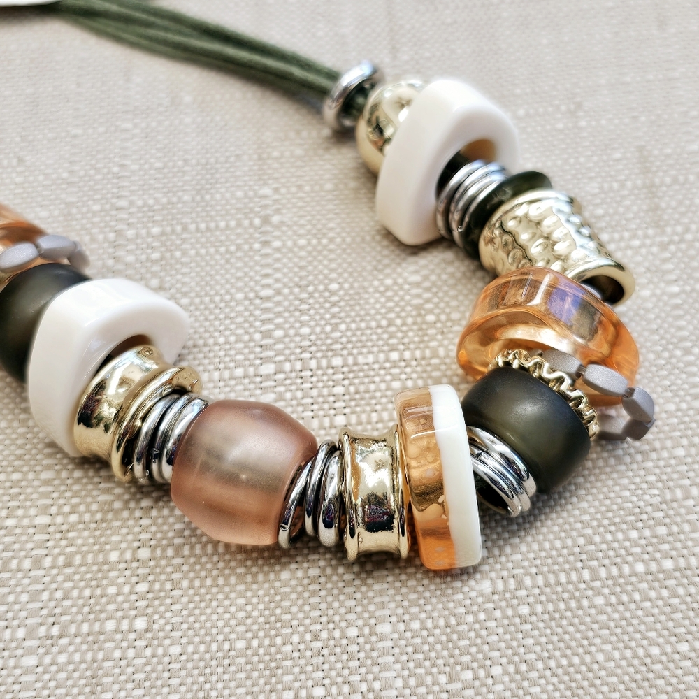 SET!  Chico's Chunky Mixed Bead Necklace with Gemstone Stretchy Bracelet  SET! - Picture 3 of 16